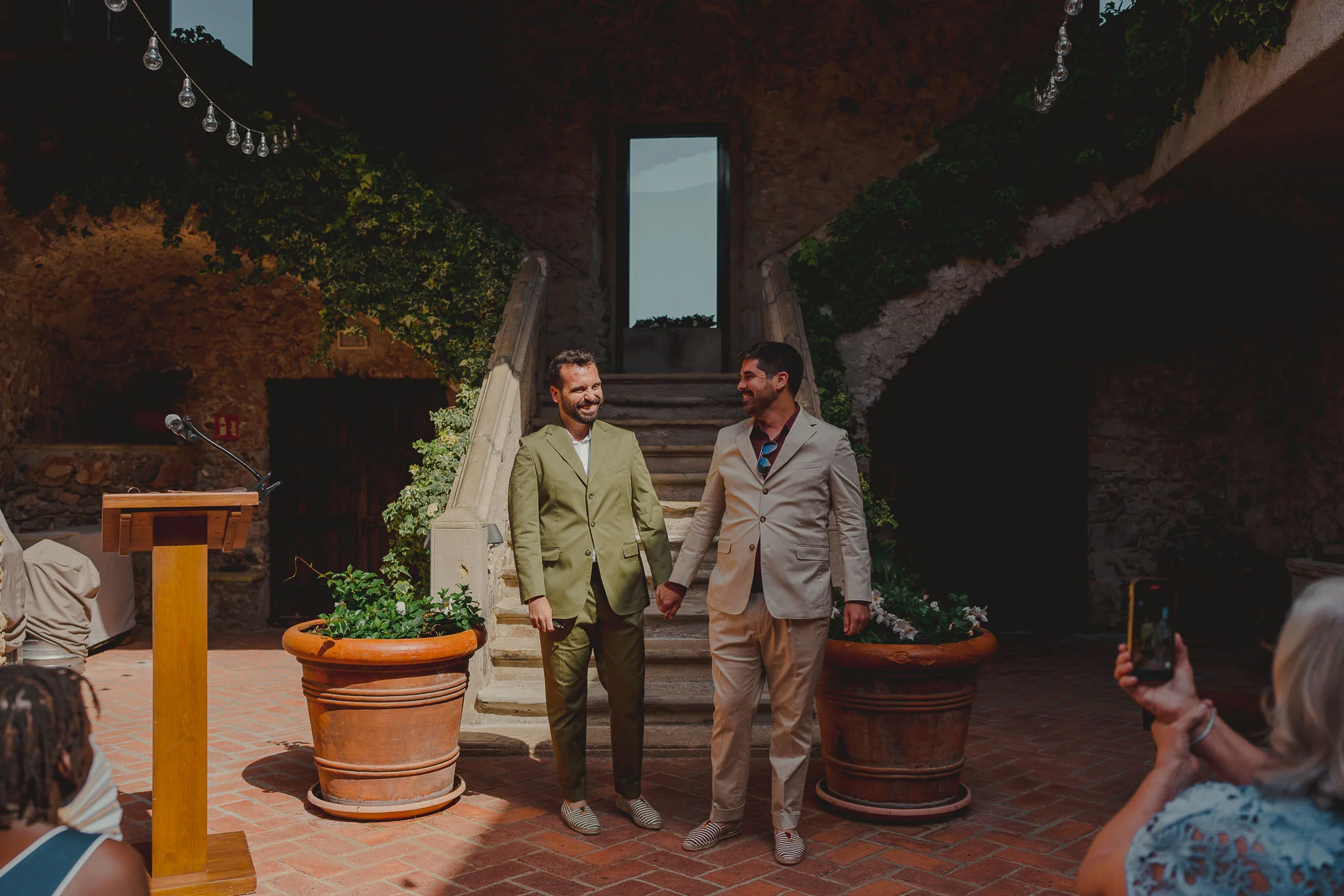 Àlex Tremps- Original Couple Weddings - Nice Photography, engagement sessions, in Catalonia reportatge de casament-bodas