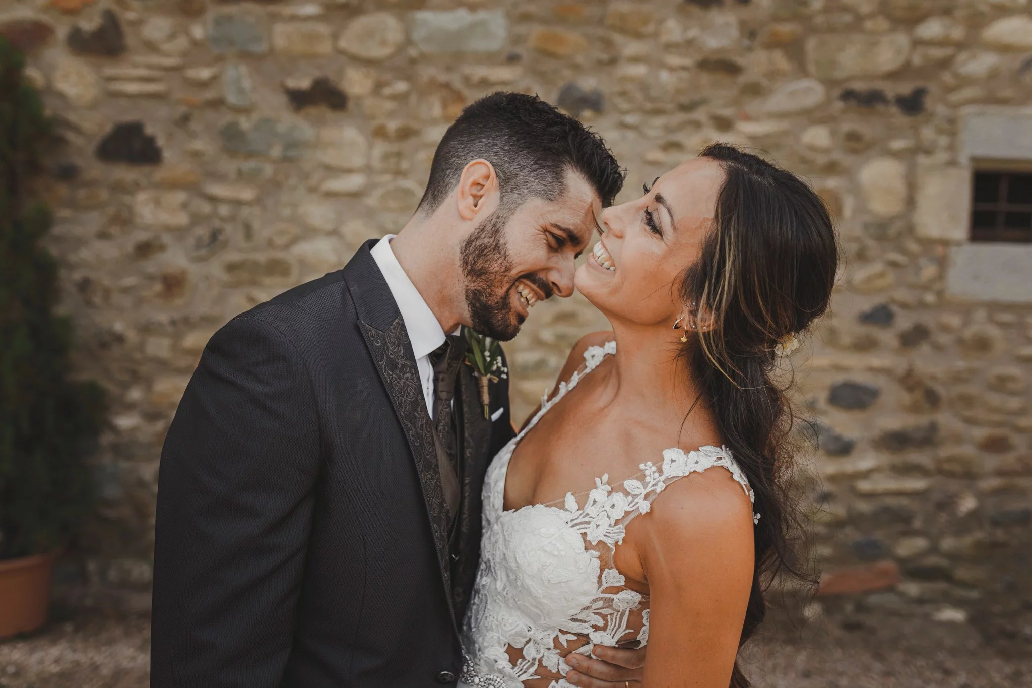 weddings in Girona and Costa Brava. Original couples photography